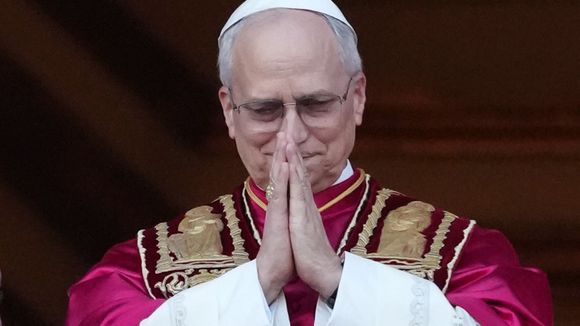 ‘Brincava com armas’: irmão do Papa Leão XIV conta sobre sua infância inusitada ao lado do novo pontífice