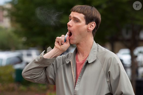 E que tal este visual de Jim Carrey para 'Debi & Lóide 2', lançado em 2014?
