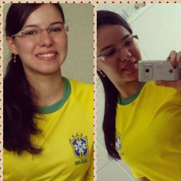 Em 2014, Tamires Assis apareceu bem diferente em torcida pelo Brasil