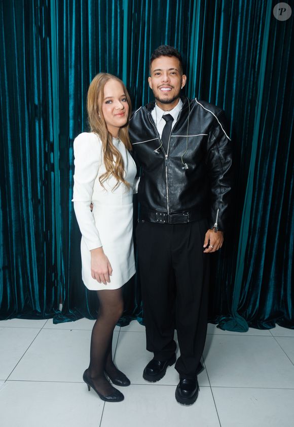 Rafa Justus tietou o cantor Felipe Amorim no bastidor do Prêmio Jovem Brasileiro 2025