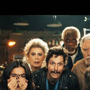 Veteranos da teledramaturgia e do cinema nacional dão um show em 'Velhos Bandidos'
