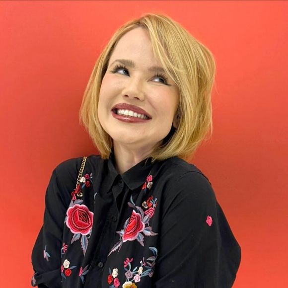 Marcela Tomaszewski comemorou a decisão em entrevista: "Acabei de receber minha medida protetiva, estou aliviada e conseguindo respirar com leveza agora"