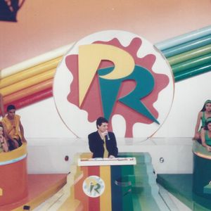 Celso Portiolli foi vaiado por estudantes em gravação do 'Passa ou Repassa' em 1996 e se localizou em parte errada do palco: 'Voltei para casa, tomei dois comprimidos de Novalgina, sete de Dorflex. Estava esgotado. Achei que tinha perdido minha chance'