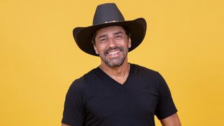 O terror dos Pipocas! O recorde quebrado por Alberto Cowboy no 'BBB 26', aos 49 anos, é a prova certeira de que o Veterano vai dar trabalho aos anônimos e famosos