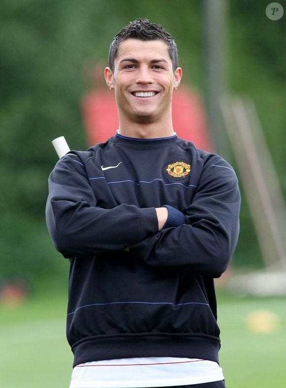 Depois das mudanças nos dentes, Cristiano Ronaldo revelou não ter feito nenhuma alteração na face