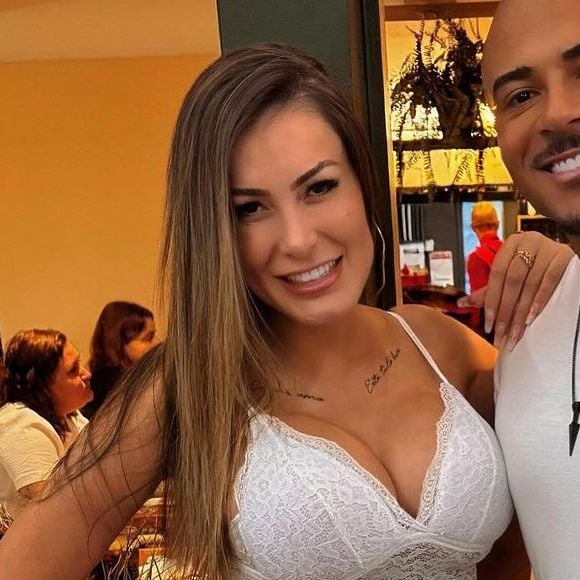 Antes e depois de Andressa Urach: influenciadora já integrou o elenco de 'A Fazenda'.