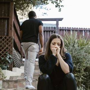 A ideia de ficar sem a pessoa traz alívio, e não dor: a ansiedade e apreensão pelo fim do relacionamento dão lugar à tranquilidade