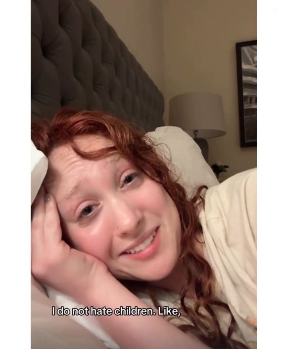 Chappell Roan afirmou não odiar crianças após polêmica com filha de Jorginho, do Flamengo, e de Catarina Harding em hotel do Lollapalooza 2026