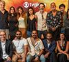 Elenco da novela 'Guerreiros do Sol' se reencontra para lançamento na Globo