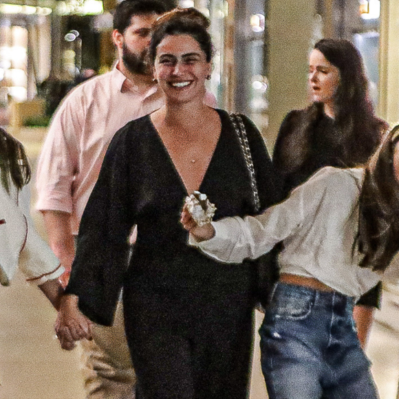 Além de Pietro Giovanna Antonelli é mãe das gêmeas Sofia e Antonia que em entrevista destaca o vínculo como base da criação dos filhos: 'O que segura tudo é vínculo. O resto vai se organizando'