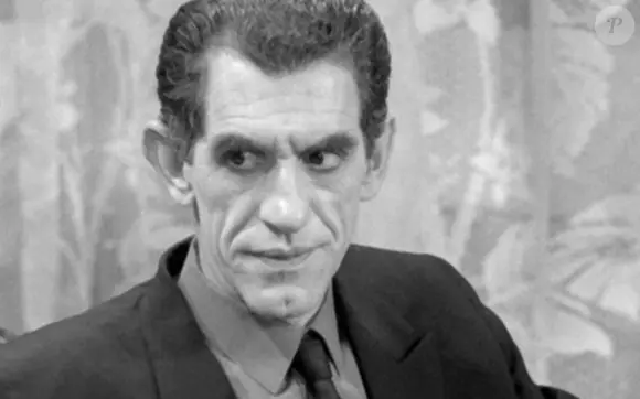 Interpretado por Rui Resende, Astromar era um dos personagens mais enigmáticos da novela. Sempre cercado de mistério, o professor era apontado como o lobisomem que atacava mulheres nas noites de lua cheia.