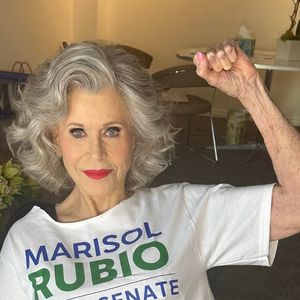 Em sua dieta, Jane Fonda não costuma radicalizar ou se restringir de comer o que sente vontade. A atriz preza pelo equilíbrio