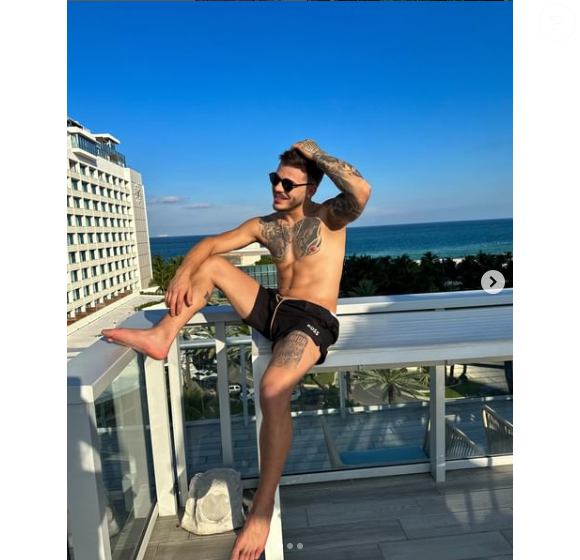 Thomaz Costa deixou a criação de fotos e vídeos pornô para voltar à igreja e chegou a explicar sua decisão