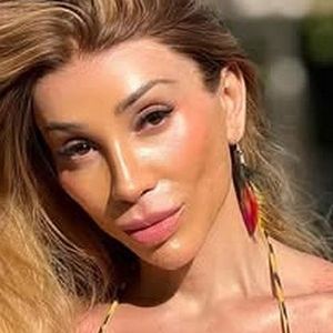 Maya Massafera mostrou o corpo após uma série de cirurgias plásticas