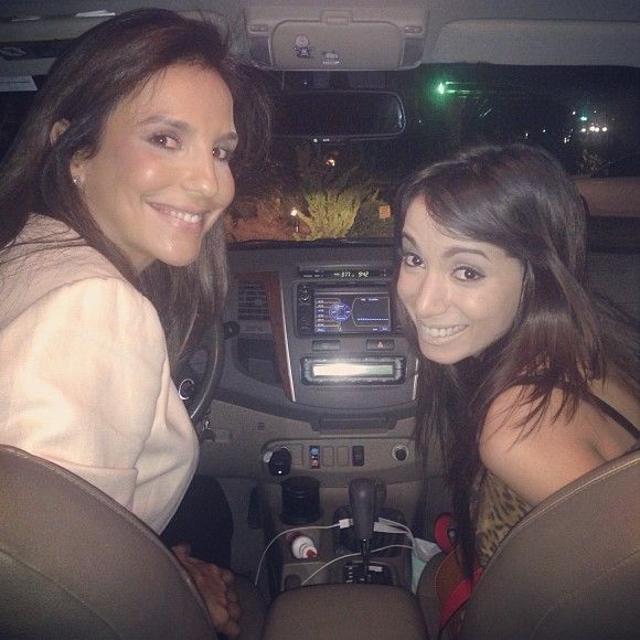 Anitta e Ivete Sangalo surgem em foto antiga viralizada na web nesta quarta-feira, dia 10 de agosto de 2016