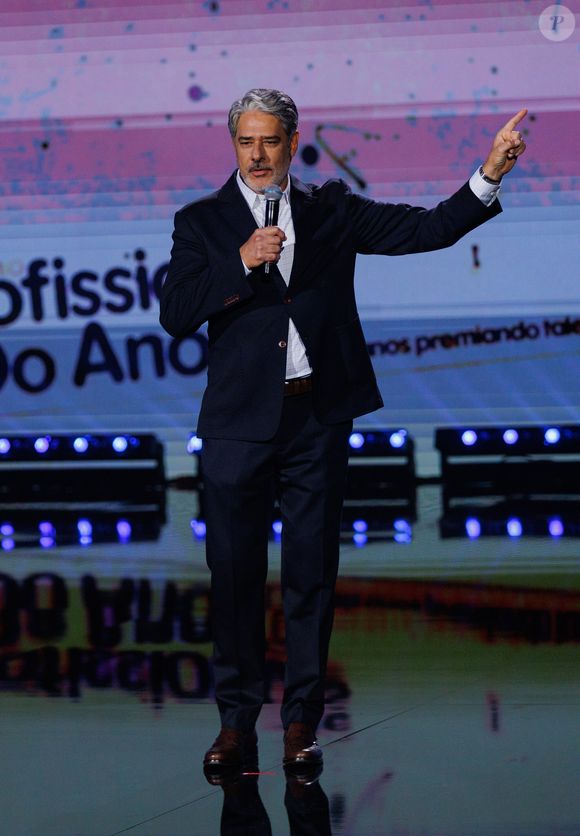 Última semana de William Bonner no 'Jornal Nacional' vai coincidir com os primeiros capítulos da novela turca 'Mãe', na Record