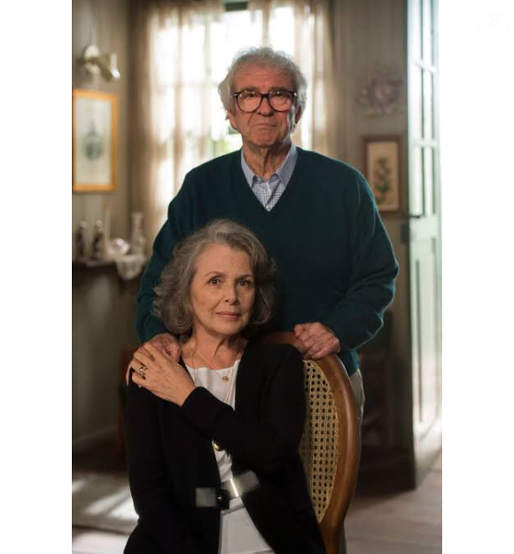 Alberto morre nos braços de Vitória no último capítulo da novela 'Além do Tempo'
