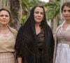 Uma das inovações da autora em 2015, quando a trama foi lançada, foi mesclar duas linhas do tempo distantes, o que parece ser duas novelas em uma só. A história se divide em dois momentos separados por um salto de cerca de 150 anos