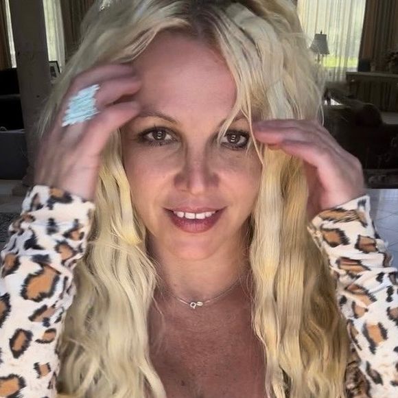 Britney Spears ‘percebeu que chegou ao fundo do poço’, diz uma fonte