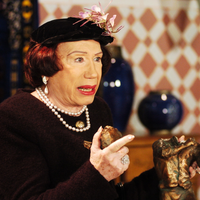 Morre a comediante Berta Loran aos 99 anos; estrela vivia reclusa nos últimos meses de vida