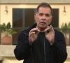 Leandro Hassum se irrita ao vivo com participantes do ‘Casa do Patrão’ e cobra: 'Tenham comprometimento'