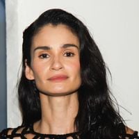 Quem é Carol Ribeiro, modelo e ex-MTV de 45 anos que recebeu diagnóstico de esclerose múltipla? 'Achava que ia enlouquecer'