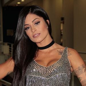 Aline Campos passou por diversas transformações no visual nos últimos anos