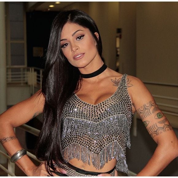 Aline Campos passou por diversas transformações no visual nos últimos anos