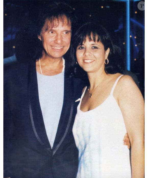 Roberto Carlos foi casado por anos com Maria Rita, considerada o grande amor da vida do rei. Ela faleceu de câncer em 1999