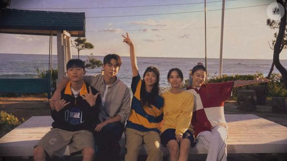 'Vinte e Cinco, Vinte e Um' é um dorama lançado pela tvN em 2022 que está disponível dublado na Netflix