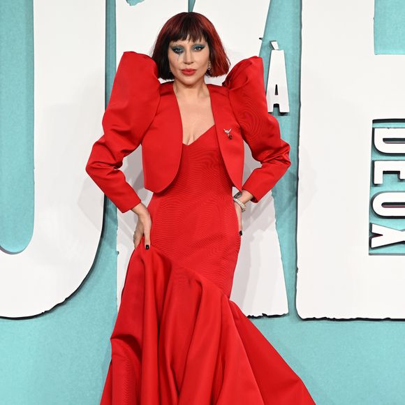 Antes e depois de Lady Gaga: 50 fotos que comprovam a evolução da moda e beleza da cantora desde 2005