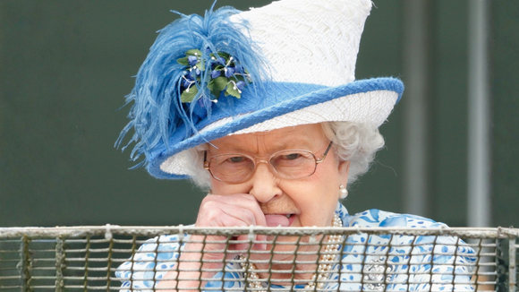 A maior mentira de beleza sobre Rainha Elizabeth me deixou em choque: o clássico 'esmalte favorito' da mãe do Rei Charles III por décadas, na verdade, nunca foi usado