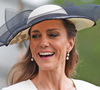 Pérolas de Lady Di e de Rainha Elizabeth II: Kate Middleton faz elegante homenagem póstuma com joias famosas em tradicional evento da Família Real desde 1860