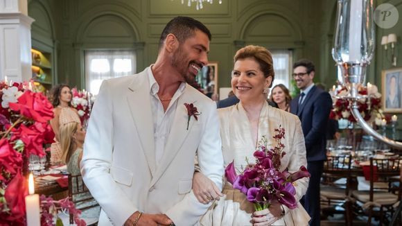 Odete Roitman usou conjunto elegante para casamento em 'Vale Tudo'