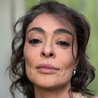 O que é a perimenopausa? 6 sintomas que costumam passar despercebidos pelas mulheres nesta fase, como a atriz Juliana Paes, segundo ginecologista