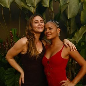 Paolla Oliveira recebeu Bella Campos em sua casa