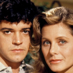 Lançado em 1985, este perfume importado foi protagonista no início de namoro dos meus pais; minha mãe usa até hoje em ocasiões especiais
