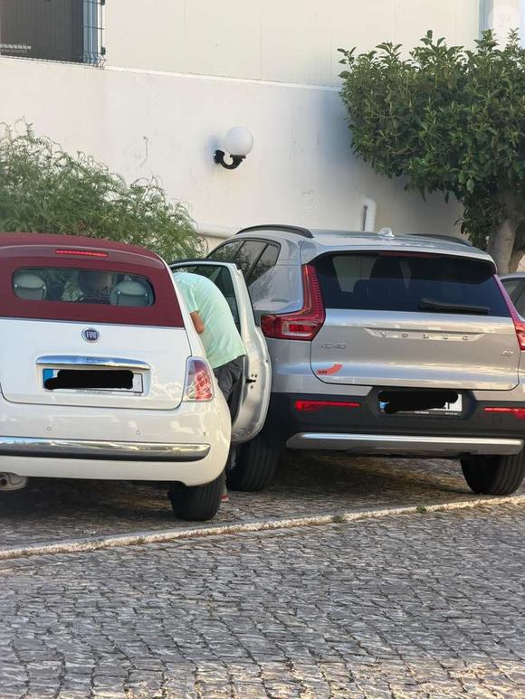 Segundo Gabriel Silveira, a discussão começou após ele verificar possível dano em um carro alugado
