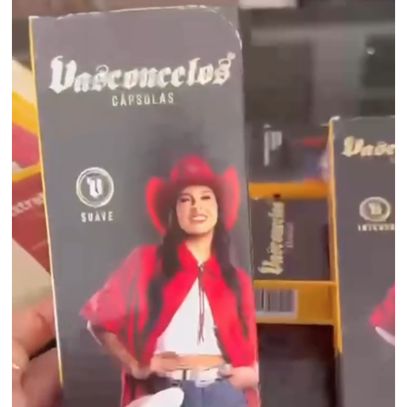 Poliana Rocha mostrou diversos produtos alimentícios recebidos com o rosto de Ana Castela, sua possível nora