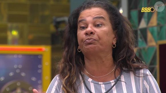 Solange ameaçou explodir caso retirem o cigarro dos participantes: "Se quiserem ver o cão aqui dentro, é dizer que não tem mais cigarro"