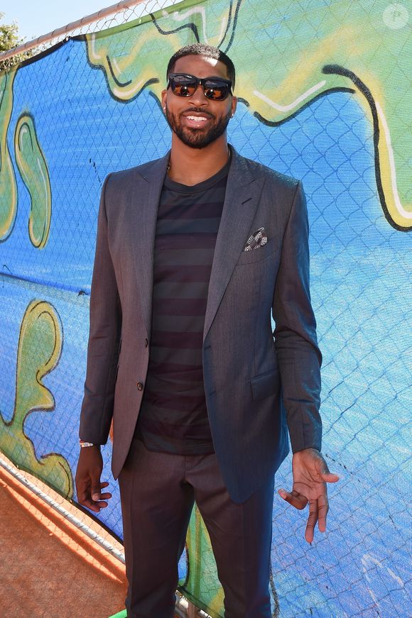 Khloé Kardashian revelou recentemente que está há quase cinco anos em um "jejum de sexo", desde o término de seu relacionamento com Tristan Thompson no final de 2021.