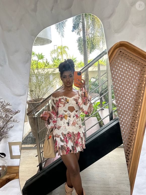 Mansão de Erika Januza tem as curvas como principal inspiração para a arquitetura e a decoração