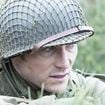 Os filhos de Clint Eastwood e Tom Hanks juntos na Segunda Guerra Mundial: este filme passou rapidamente pelos cinemas e vale a pena revê-lo