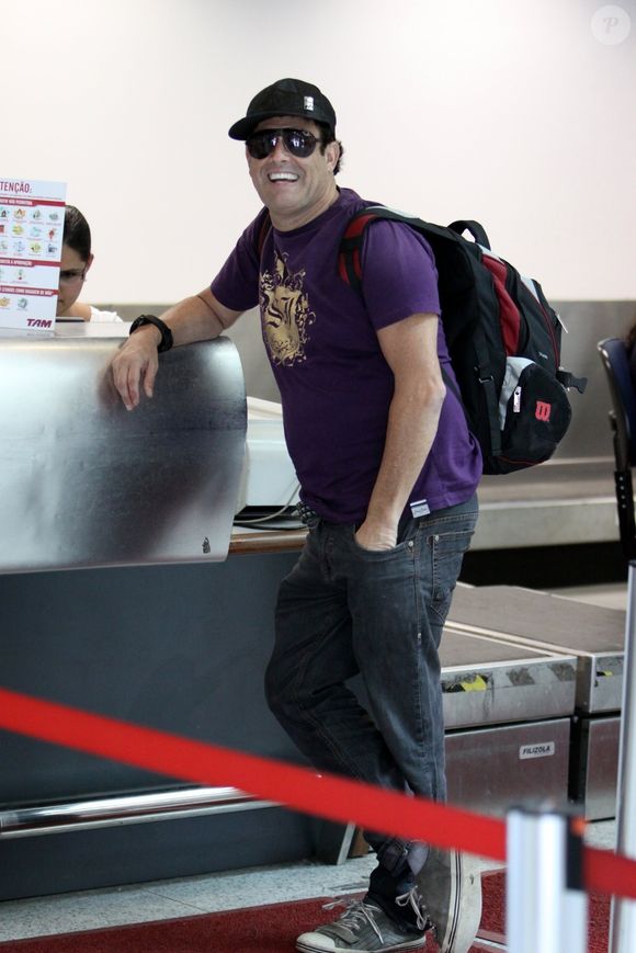 Sérgio Mallandro alegou que montou 'pegadinha' com Rafael Ilha para provar que cantor não tinha mais relação com drogas