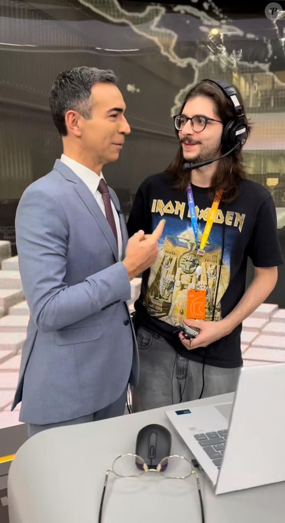 César Tralli publicou um vídeo em seu perfil no Instagram, falando sobre a nova contratação de Gabriel, de 24 anos, como integrante da Globo.