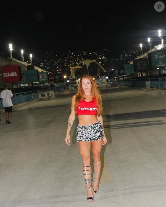Esposa de Ferrugem, Thais Vasconcellos se prepara para estrear na Sapucaí como musa do Salgueiro