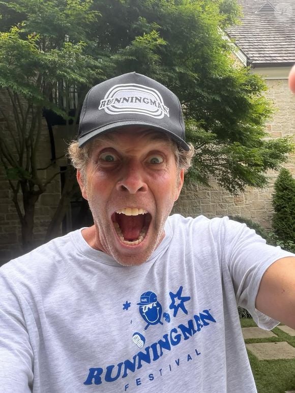 Jesse Itzler busca dedicar um tempo a si mesmo para vivenciar algo diferente e se compromete a fazer isso a cada dois meses