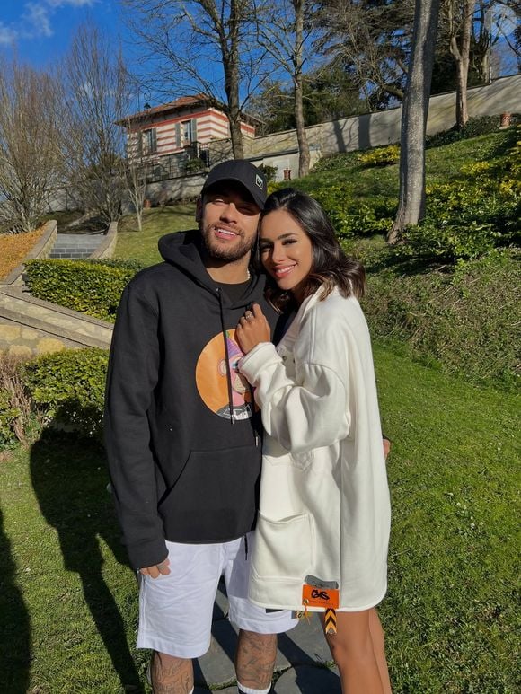 Bruna Biancardi não veria com bons olhos a amizade entre Neymar e Gabriel Medina