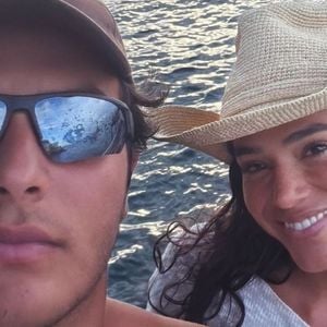 Bruna Marquezine está curtindo Salvador, na Bahia, ao lado de Marcelo Sangalo