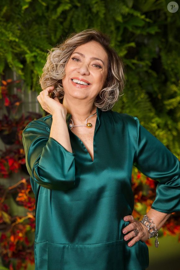 "Sou de família italiana, amo doces e frituras. Então, tenho que tomar um supercuidado para não exagerar e manter uma vida balanceada", disse Eliane Giardini na ocasião